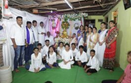 किशोर दादा कांबळे यांचे निवासस्थानी वैशाख अर्थात बुद्ध पौर्णिमा साजरी!  नव दीक्षित श्रावणेर संघ, व धम्म बांधवांना महाभोजन दान
