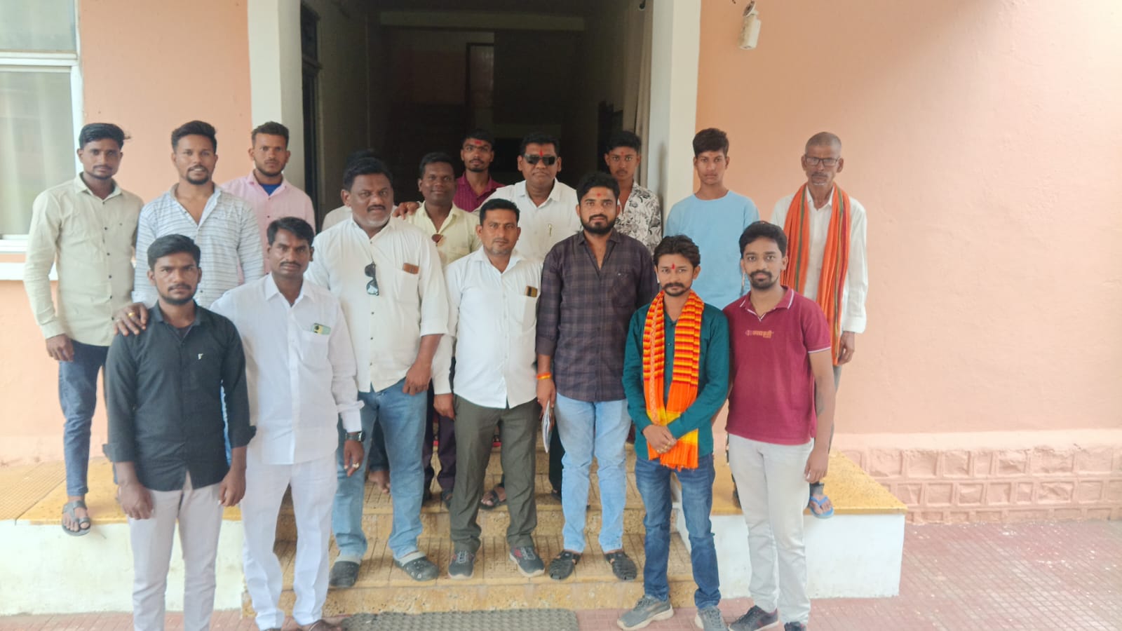 पुसद येथे मनसे पदाधिकाऱ्यांची संघटनात्मक व आगामी निवडणुका संदर्भात आढावा बैठक संपन्न