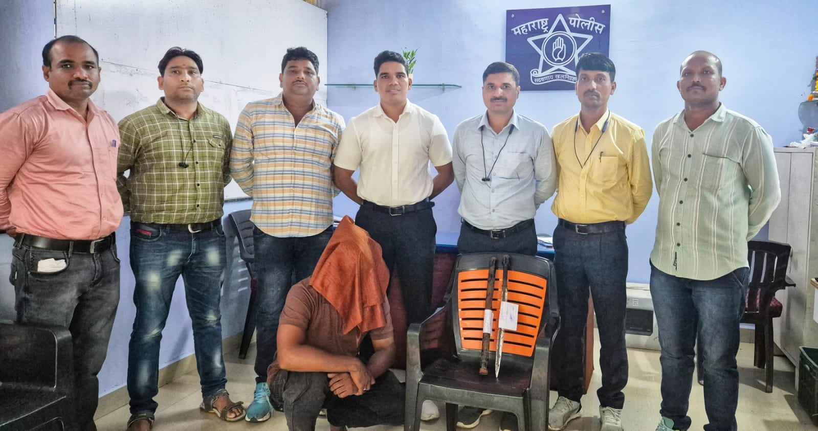 पोलीस स्टेशन वसंतनगर हददीत गुप्ती बाळगून असलेला इसम ताब्यात स्थानिक गुन्हे शाखा यवतमाळ यांची कारवाई.